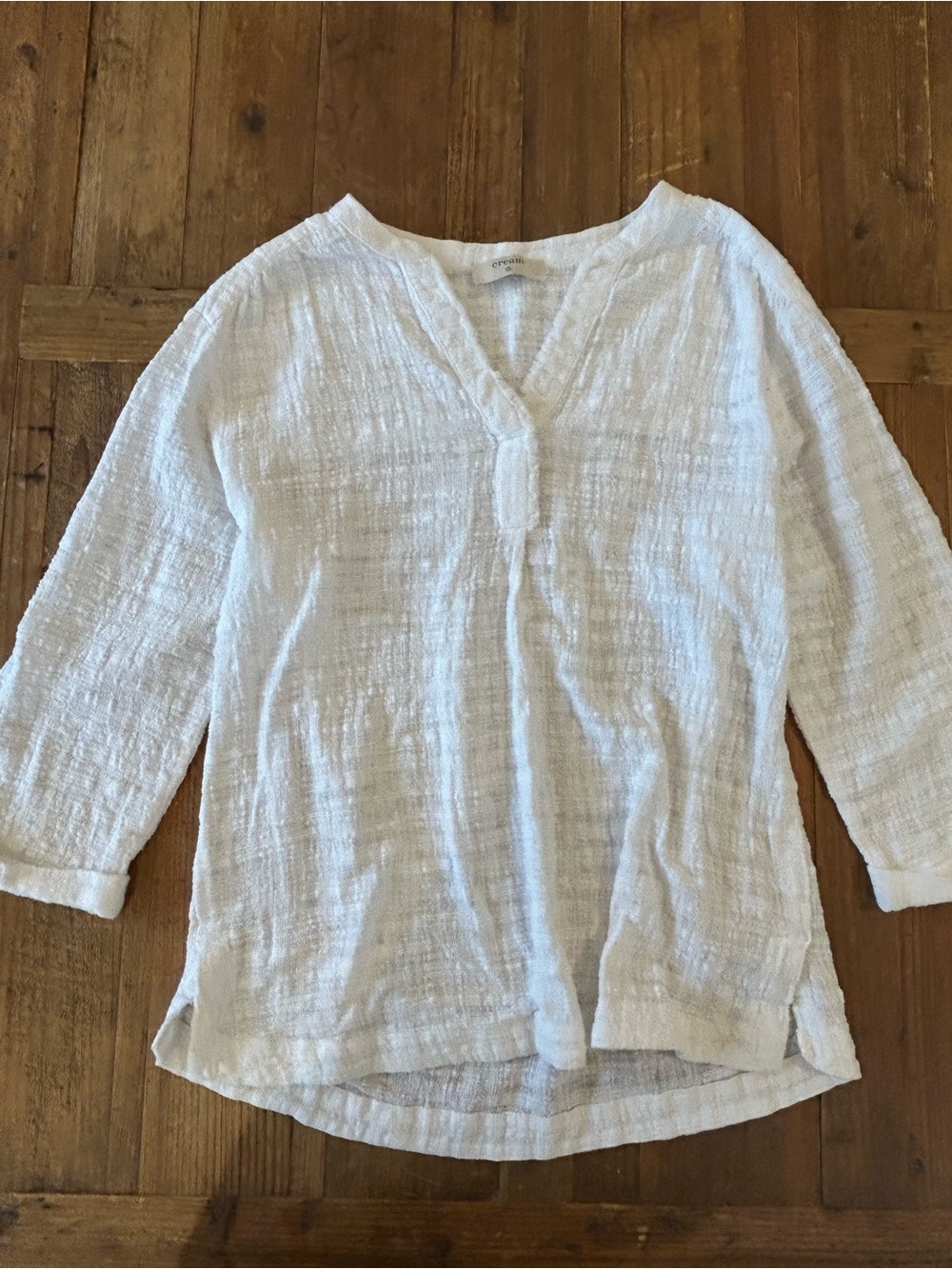 Women's White Textured V-Neck Tunic Top
